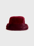 Avaah Fluffy Hat Red