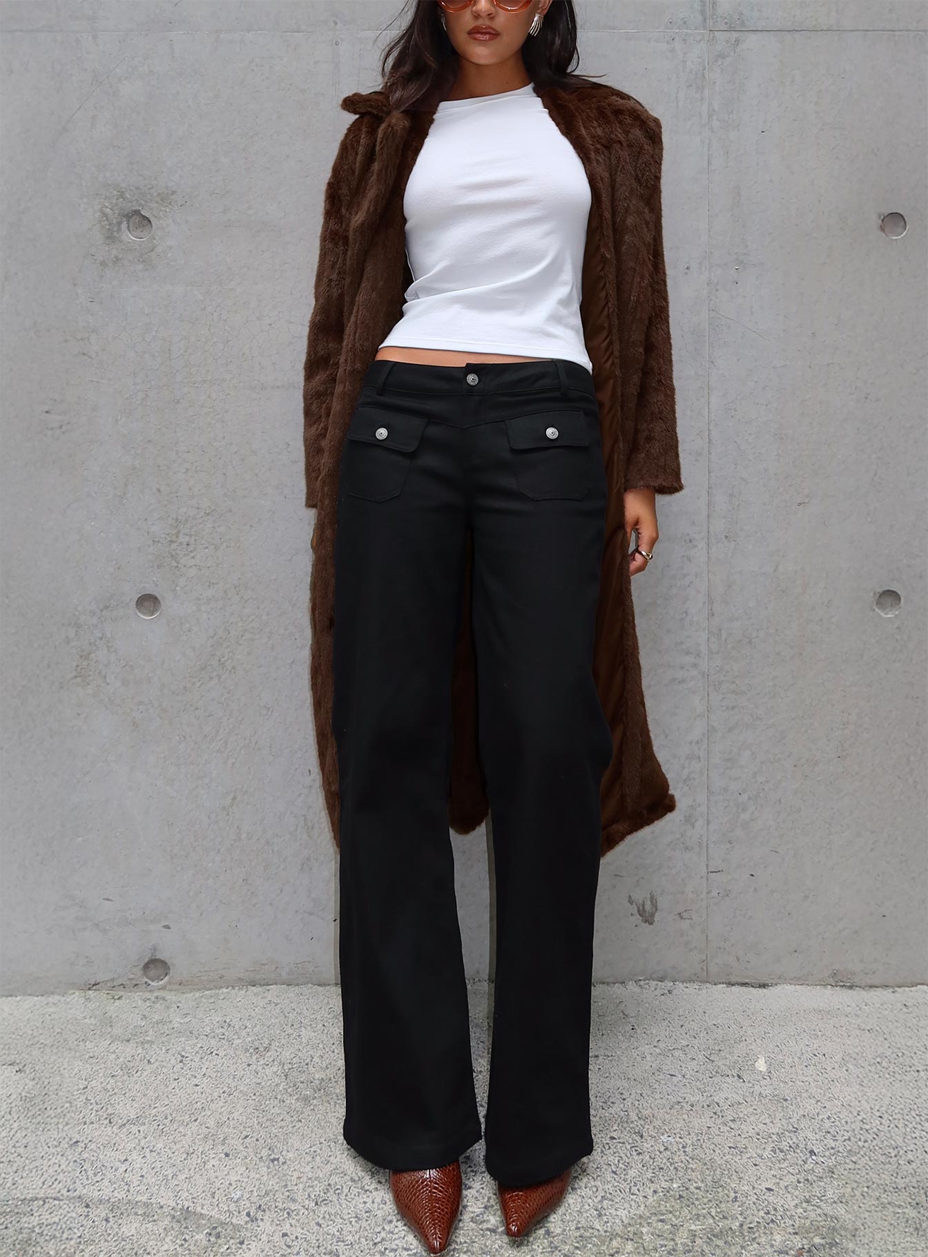 Benicale Low Rise Cargo Pants Black