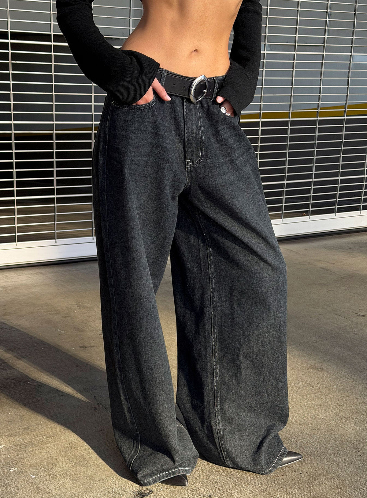 Naylor Mid Rise Weite Jeans Graue Waschung