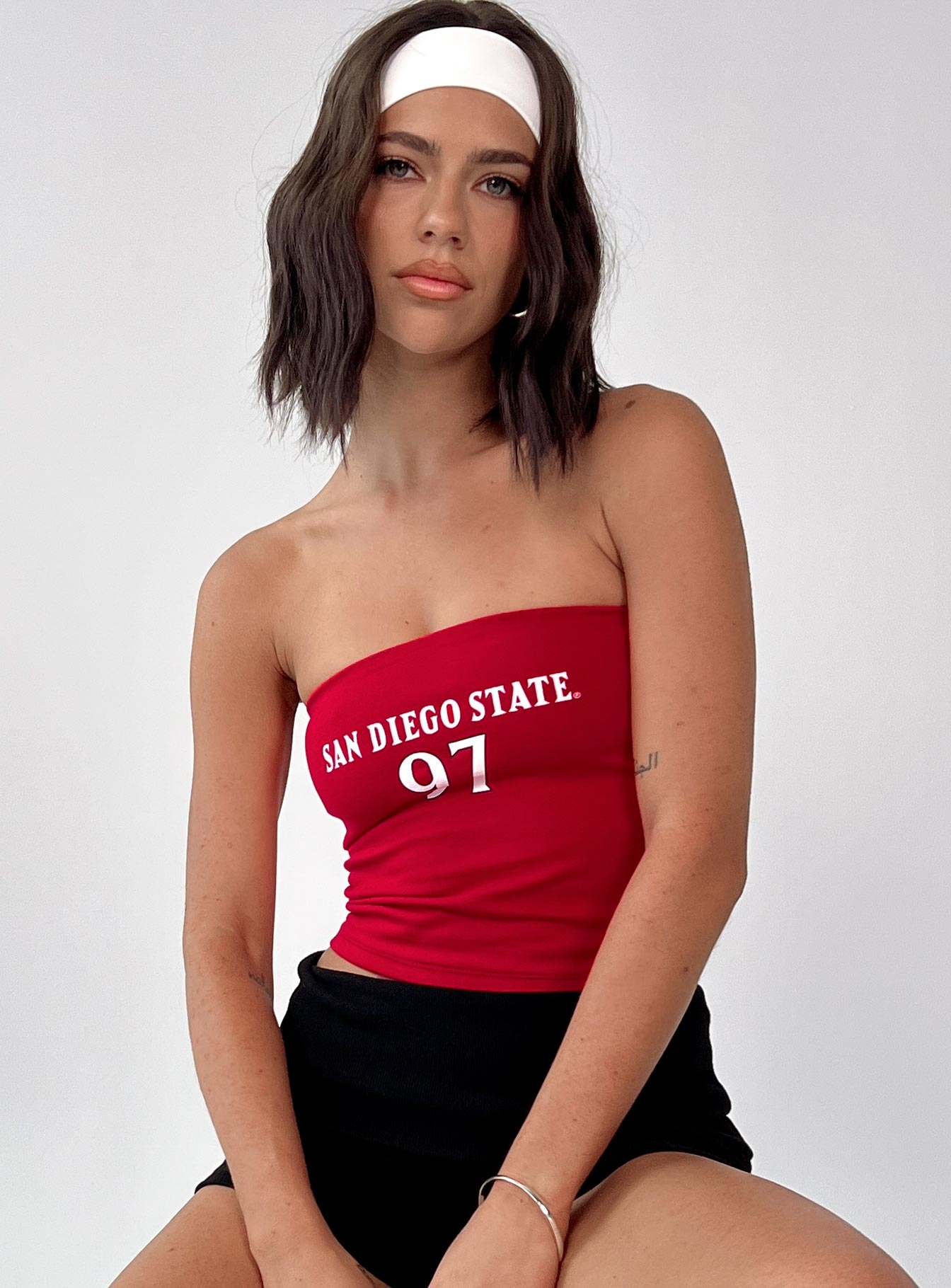 front view of model wearing Princess Polly SDSU Tube Top Red Sleeveless straight 