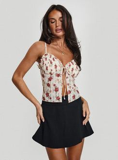 front view of model wearing Princess Polly Beckette Top Floral Sleeveless Sweetheart 