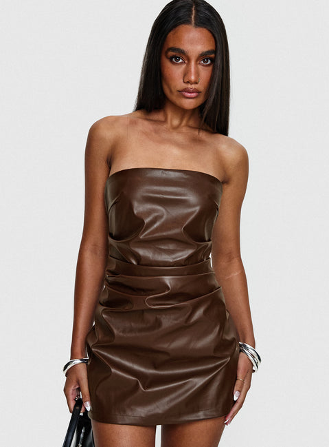 front view of model wearing Princess Polly Airelle Strapless Mini Dress Chocolate Straight Neck 