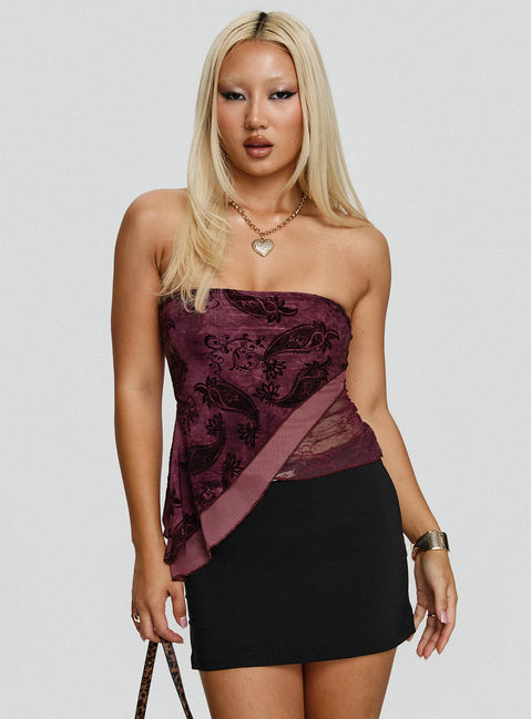 front view of model wearing Princess Polly Lourde Strapless Top Wine Sleeveless straight 