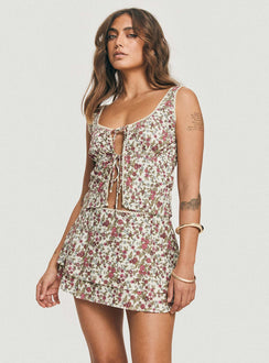 side view of model wearing Princess Polly Esau Top Multi Sleeveless Scoop Neck 