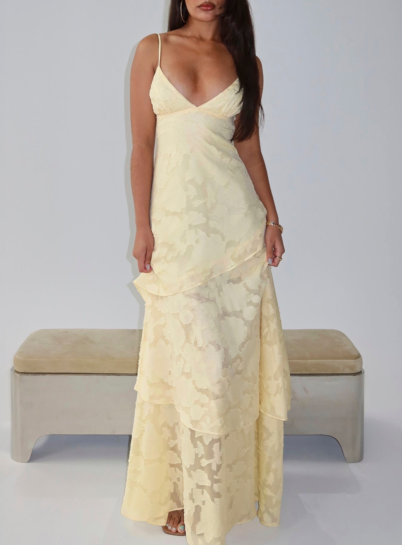 Lyricah Stufenmaxikleid mit Bindebändern Gelb