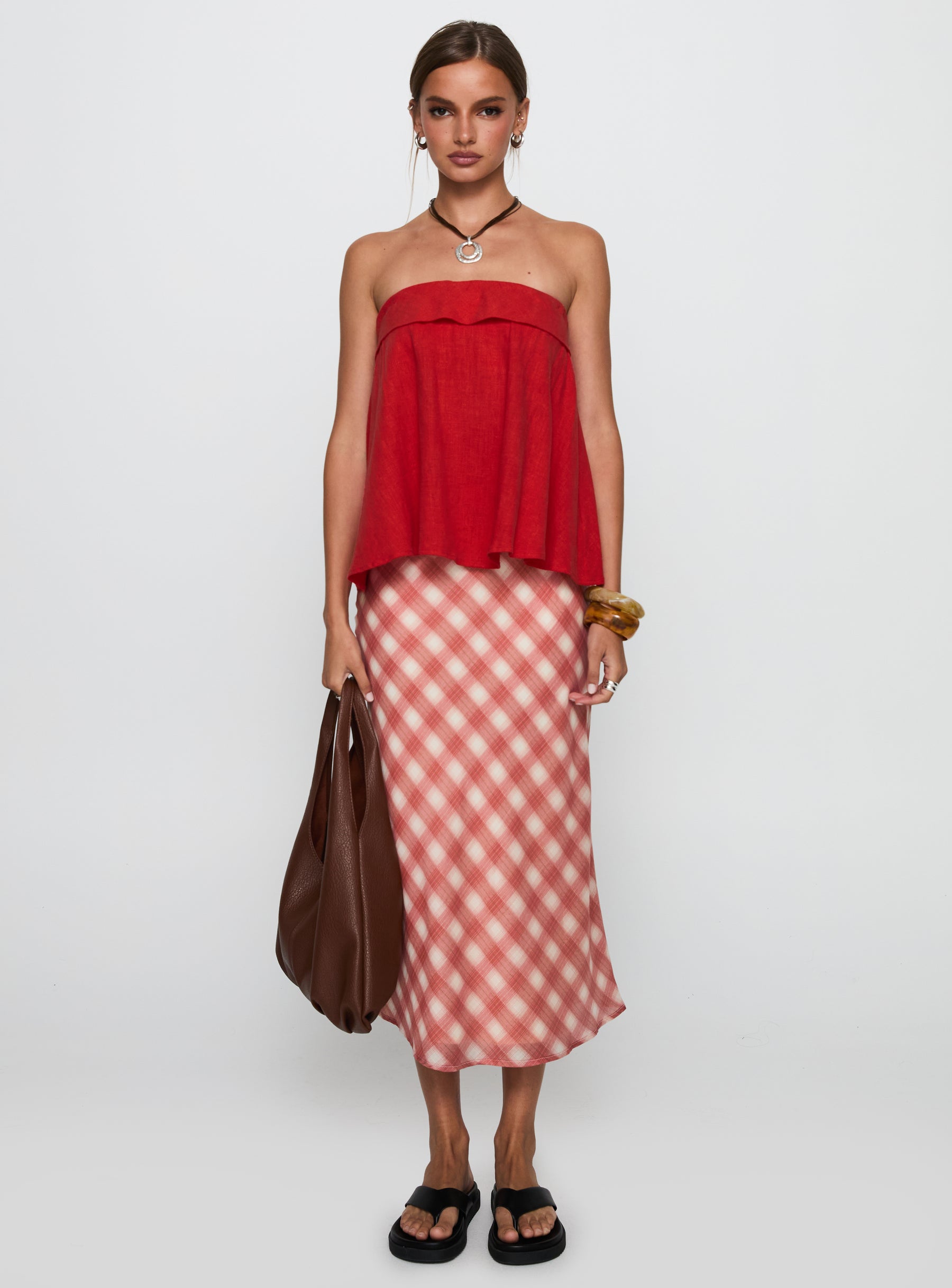front view of model wearing Princess Polly Ethel Strapless Linen Top Red Sleeveless straight 