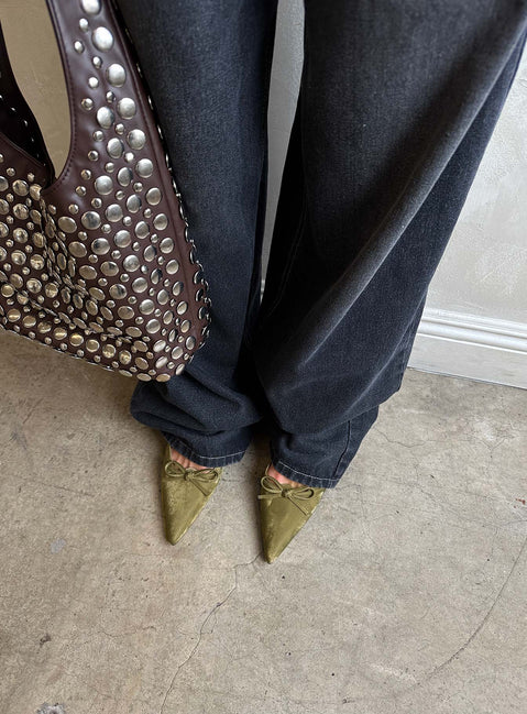 Unrivaled Pointed Toe Faux Suede Heels Green