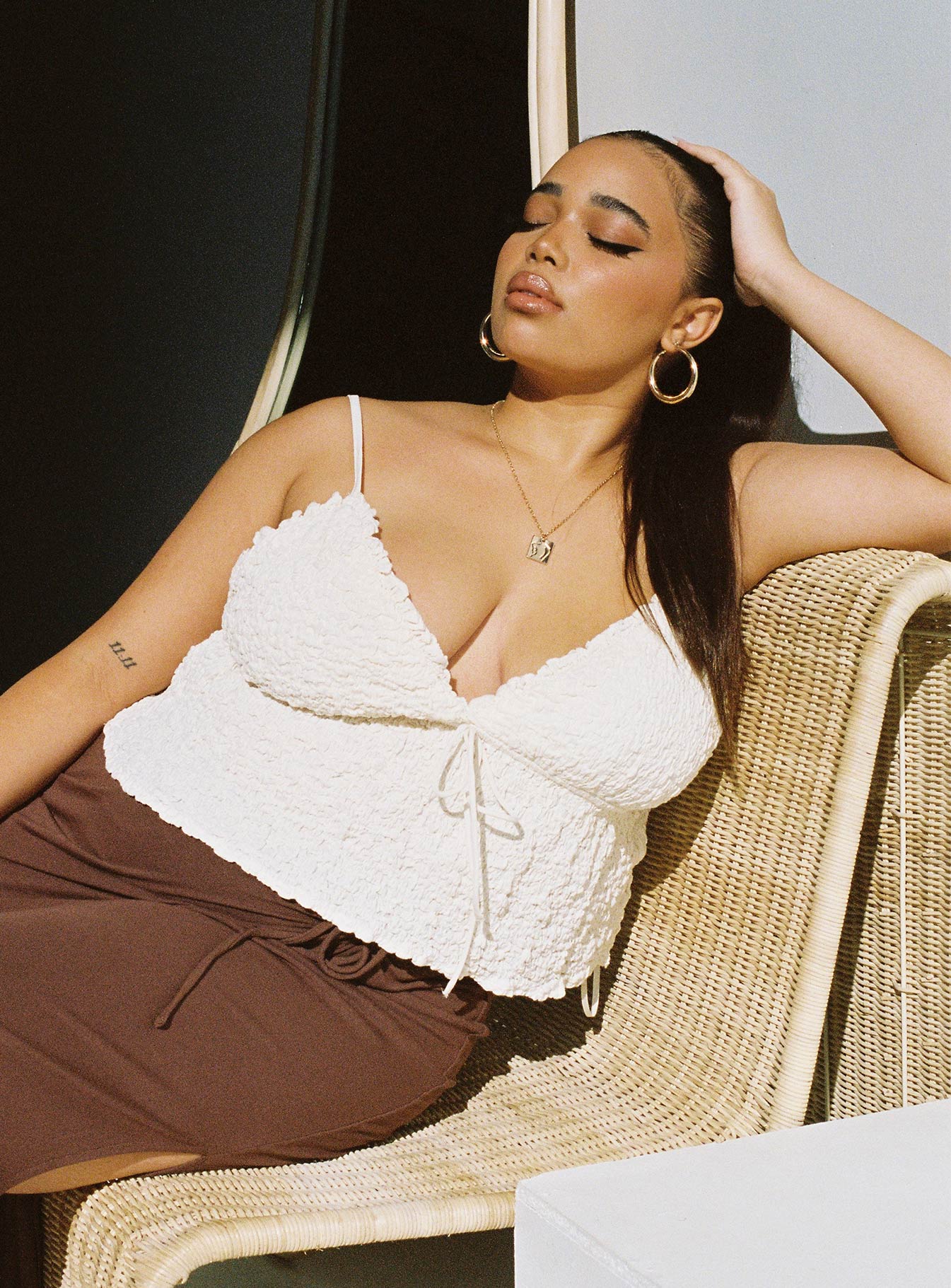 product Princess Polly Three Fourth Sleeves Sweetheart  Kellan Top Cream Curve