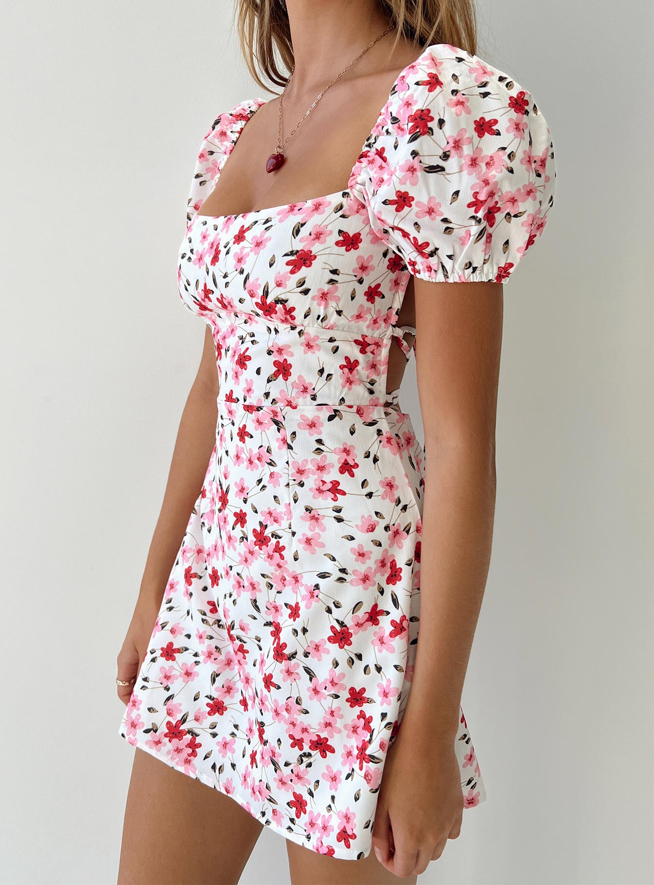 Dress white hot sale with flowers