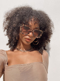 Forbidden Love Sunglasses Milky Tort