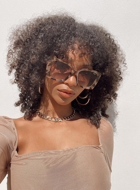 Forbidden Love Sunglasses Milky Tort