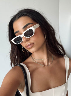 Sunglasses 70% PC 30% AC UV 400 Black tinted lenses Moulded nose bridge  Lightweight 