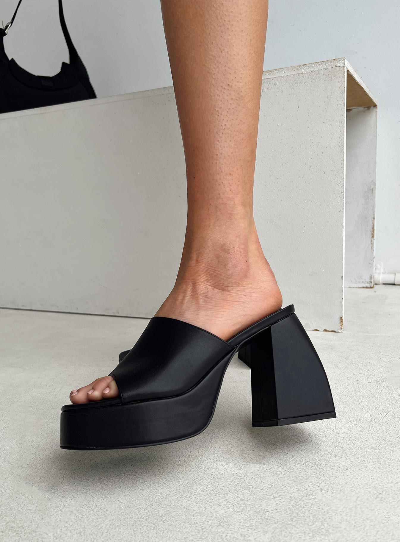 Black platform mules online