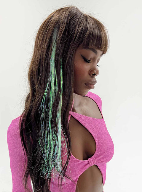 Hair streaks Snap clip fastening Iridescent streaks Pack of one