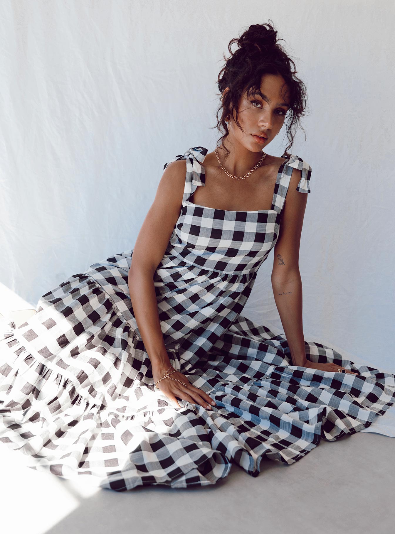 product Princess Polly Crew Neck  Rae Midi Dress Black