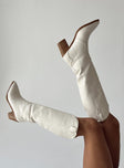 Billini Novena Boots Off White