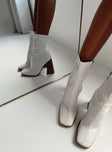 Izuka Ankle Boots White