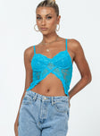 Front view of model wearing  front Princess Polly Sleeveless Sweetheart  Rylie Top Blue