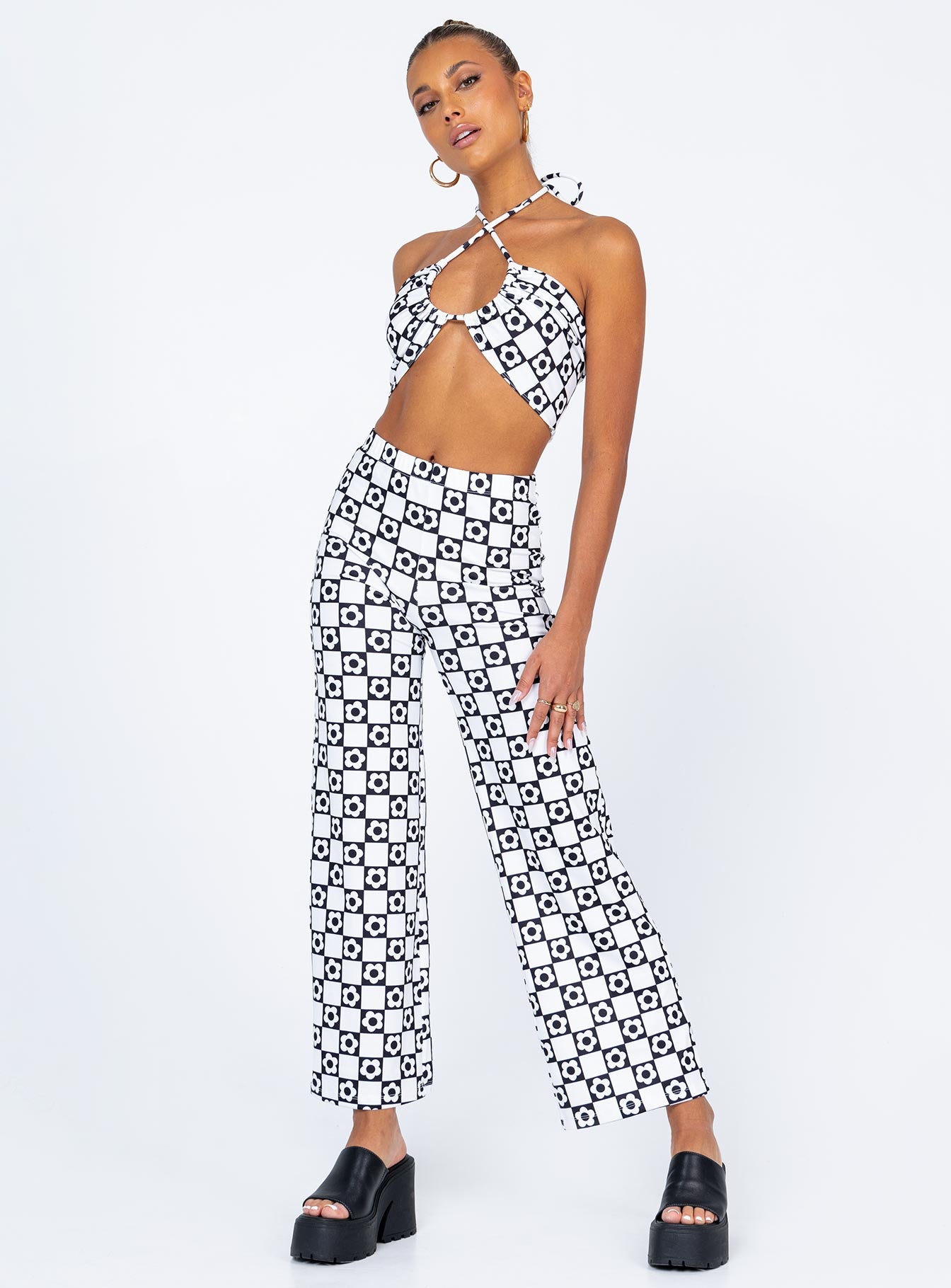 Latiana Set Black / White