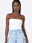 Front view of model wearing  front Princess Polly Sleeveless Square Neck  Cecile Strapless Top White