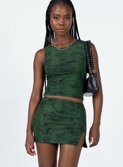 Matching set Mesh material Graphic print Tank top Mini skirt  Slit at side
