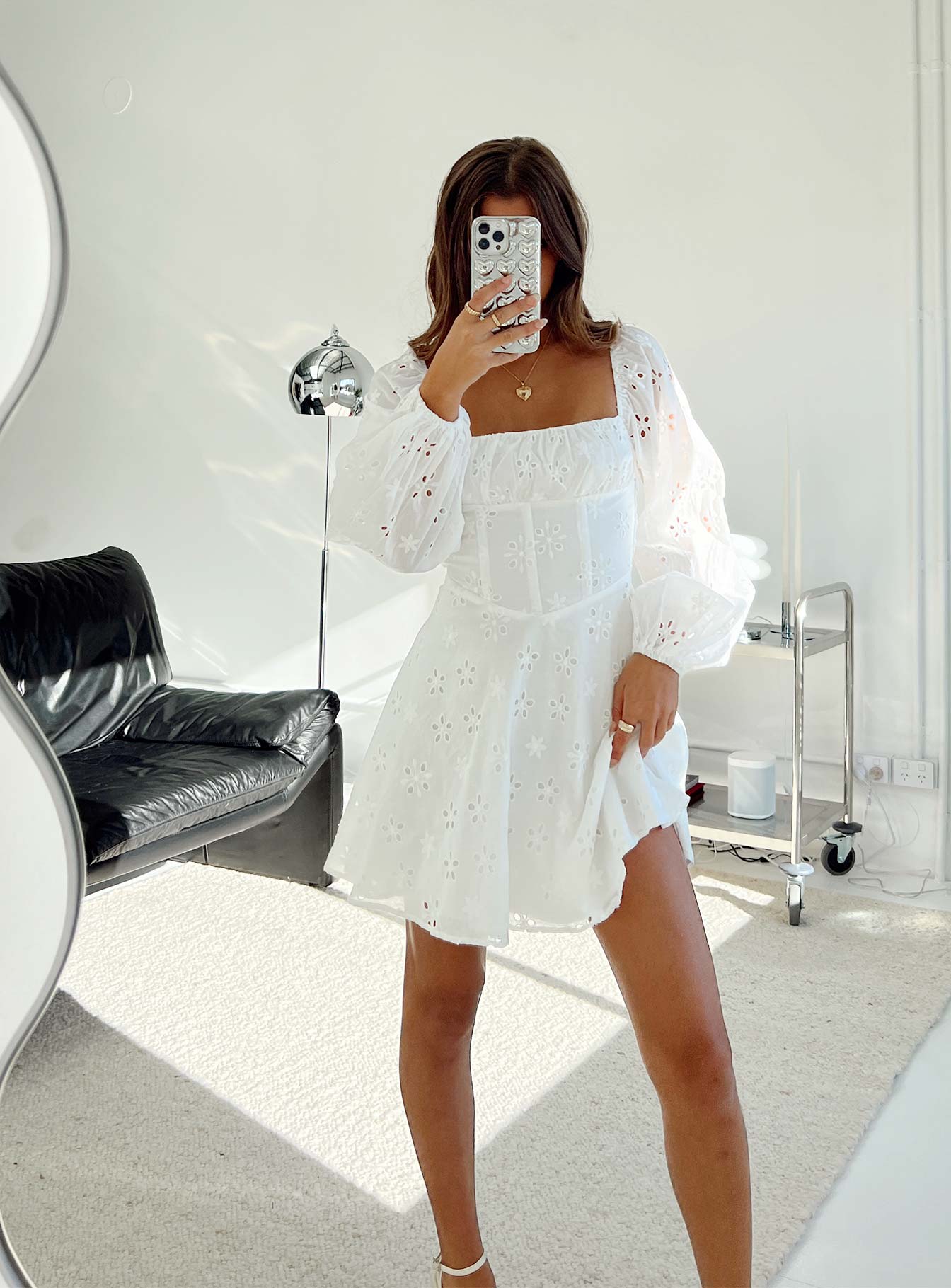 White long shop sleeve dress uk