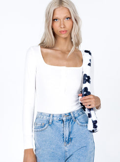 front view of model wearing Princess Polly Edith Bodysuit White Full Sleeves Square Neck 