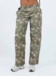 Princess Polly mid-rise  Ravenslea Cargo Pants Light Camouflage