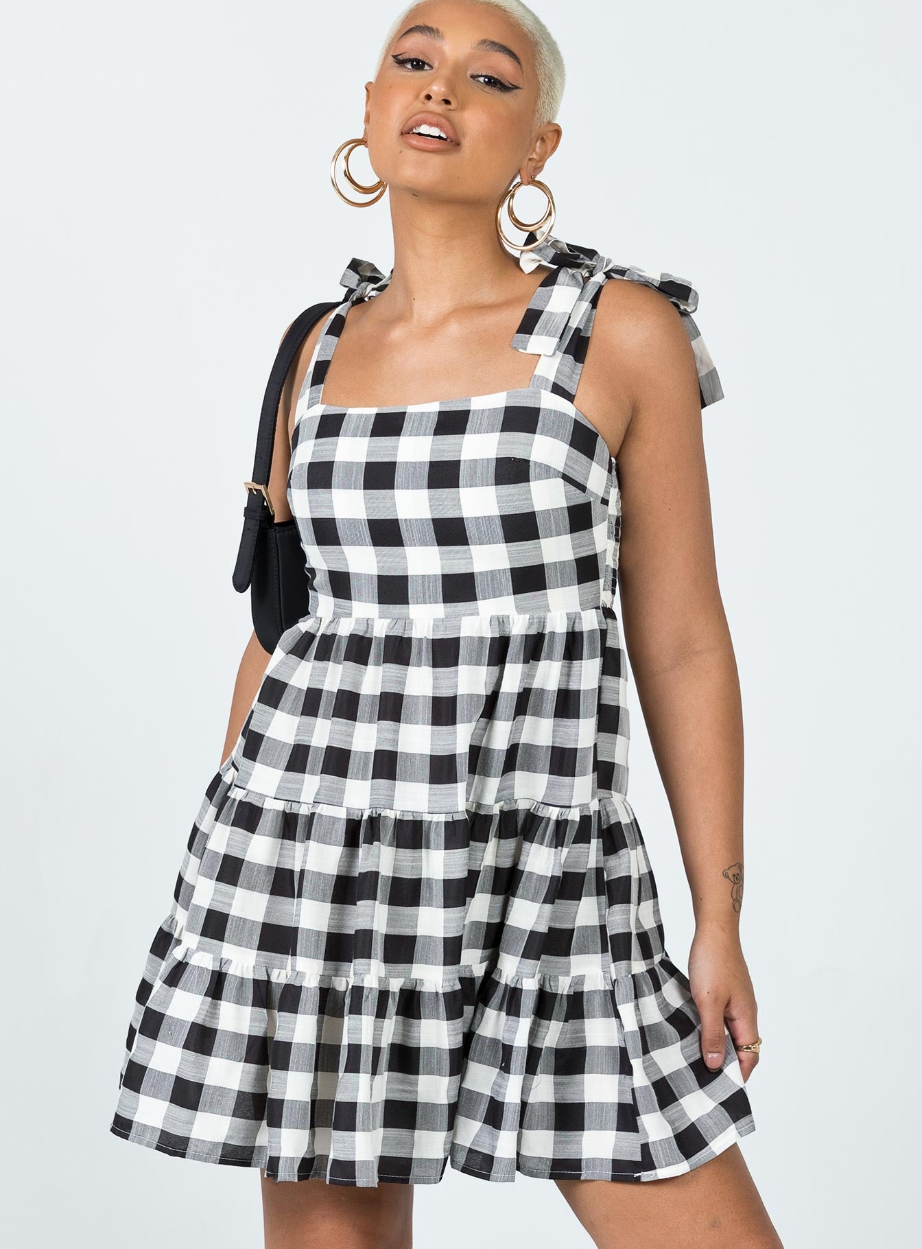 front view of model wearing Princess Polly Rae Mini Dress Black / White 