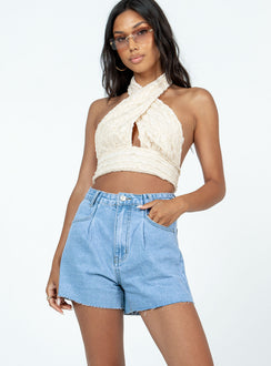 Shorts Light wash denim  Zip & button fastening  Four-pocket design  Belt looped waist  Pleated waist  Raw cut hem  Branded patch on back 