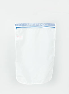 Washing bag Stops microplastic pollution  Extends the lifetime of your product Recyclable packaging