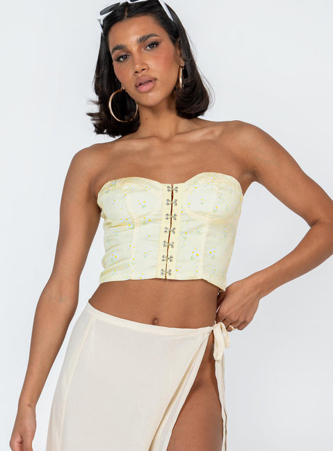 front view of model wearing Princess Polly Allyson Strapless Top Yellow Sleeveless Sweetheart 