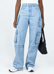 Front view of model wearing  front Princess Polly Mid Rise  Darla Cargo Denim Jeans Light Wash Denim