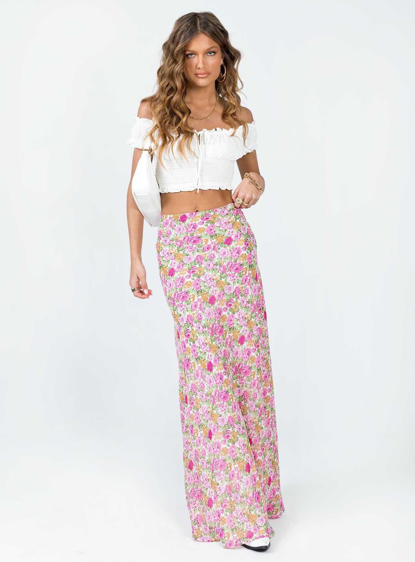 Long skirt with outlet top 36