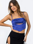 Front view of model wearing  front Princess Polly Sleeveless Square Neck  Chissick Top Blue