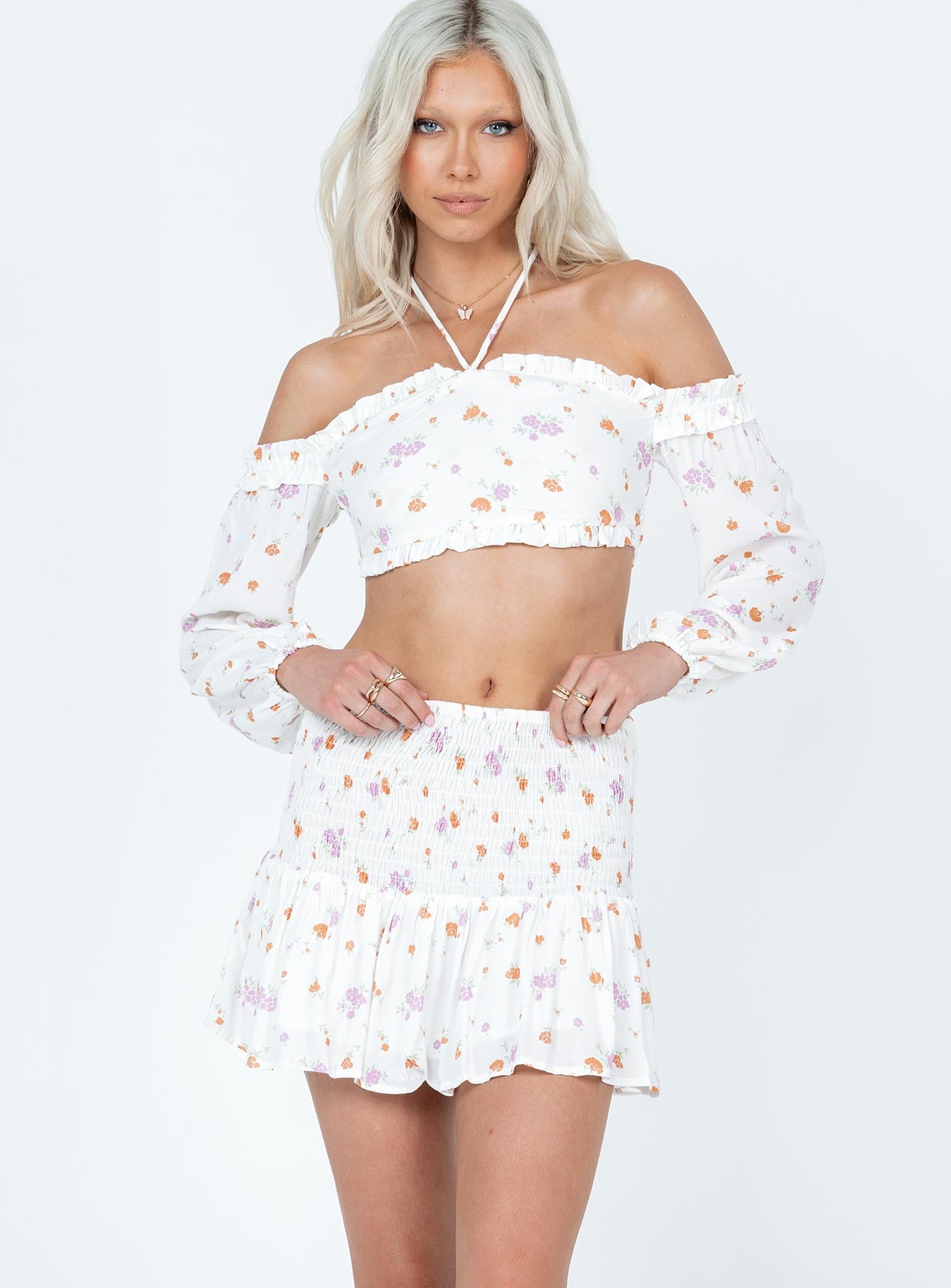 White floral two cheap piece set