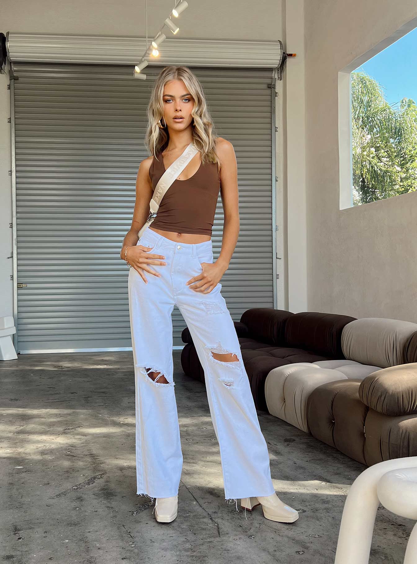 White denim store wide leg pants