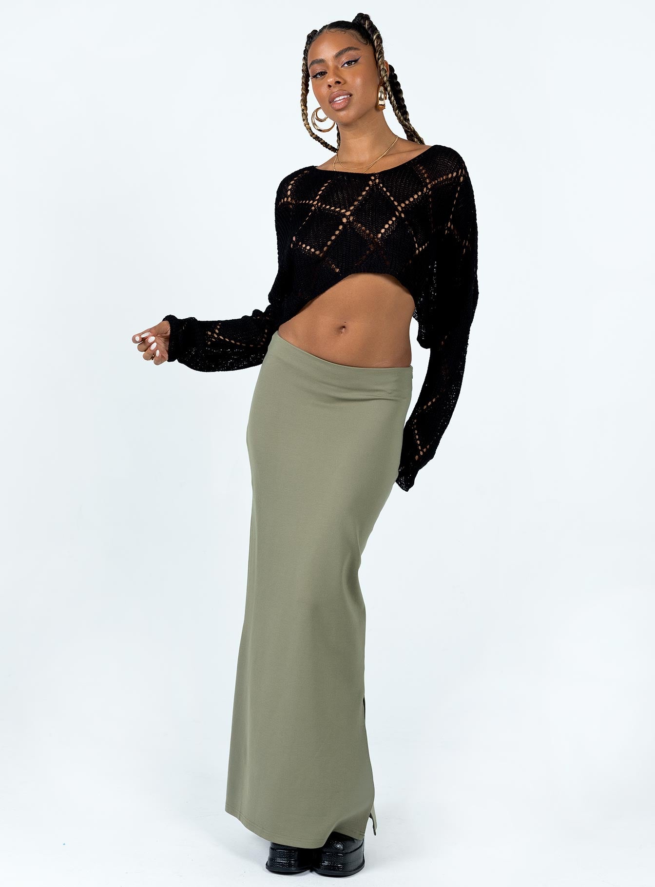 Front view of model wearing  front Karley Low Waist Maxi Skirt Green Princess Polly  Maxi 