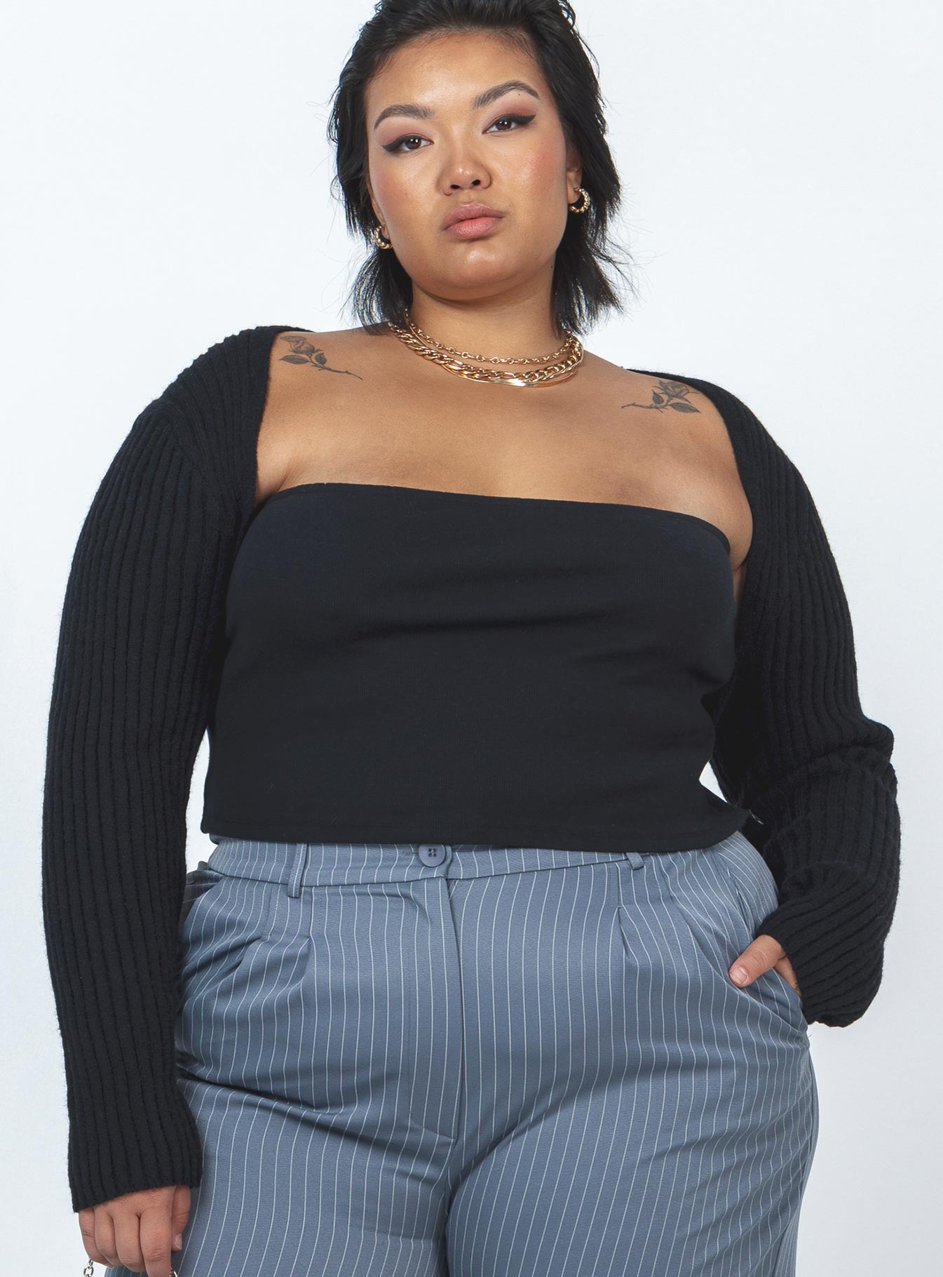 Aytan Bolero Sweater Black Curve Princess Polly  Cropped 