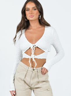 Front view of model wearing  front Princess Polly Full Sleeves Sweetheart  Camala Top White
