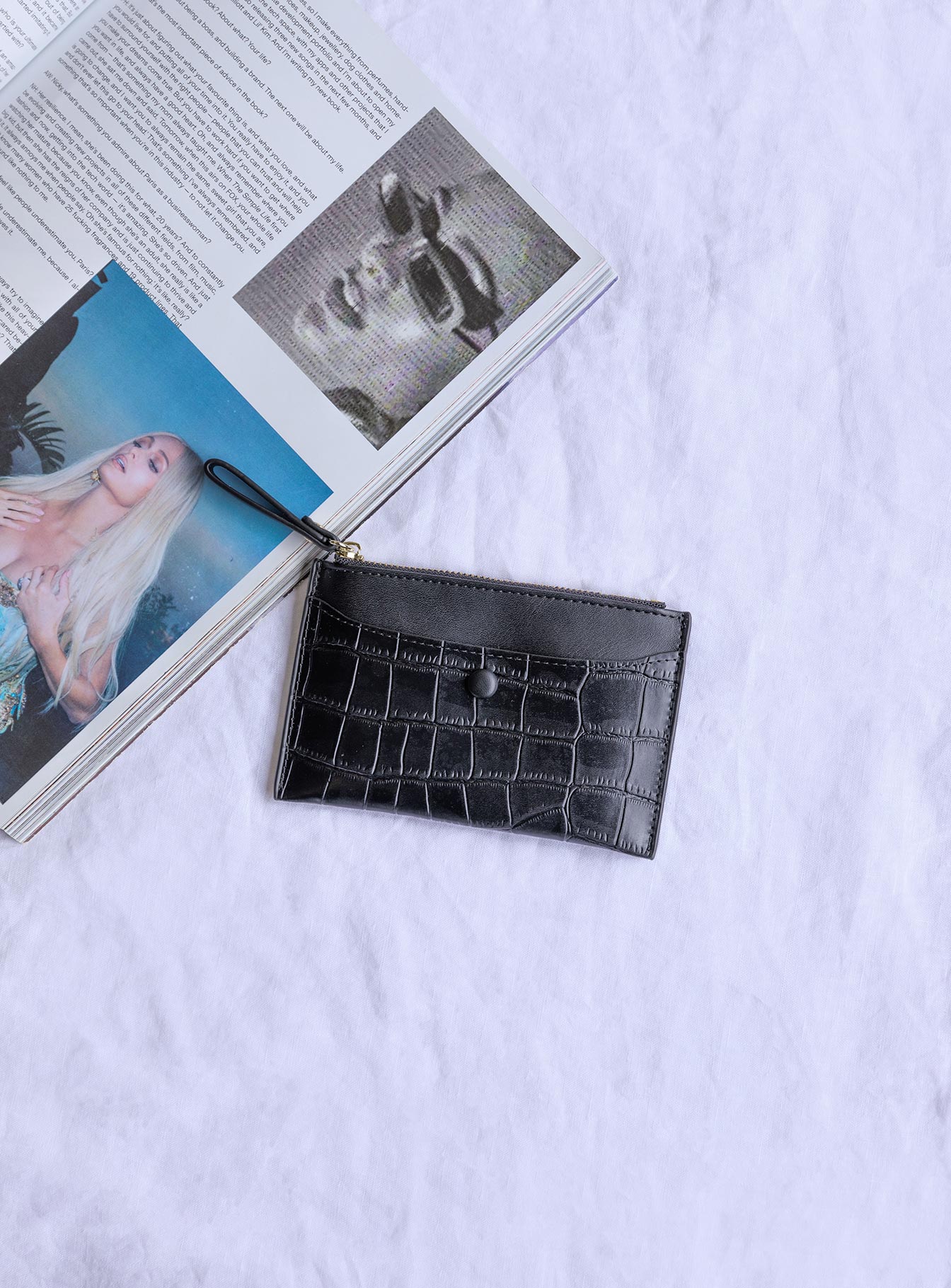 Keeping Track Wallet Black