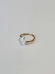 Ring Gold toned Pearl detail Lightweight