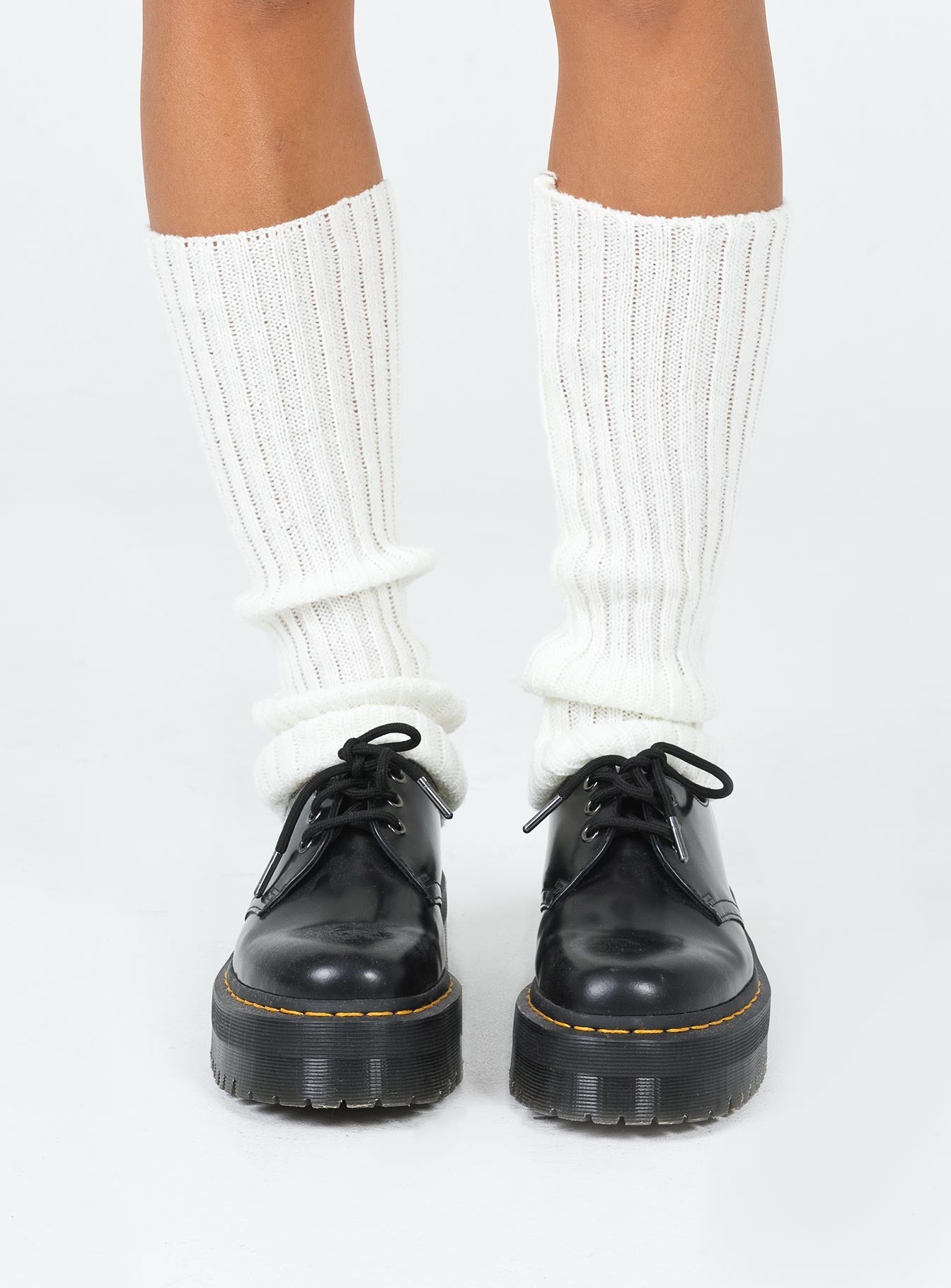 Legwarmers  80% Cotton 20% polyester Soft knit material  Below the knee length  Good stretch  Unlined 