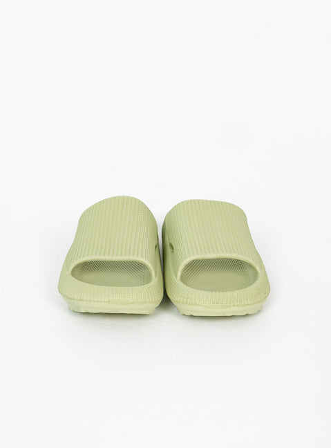 Slides Rubber design  Single wide upper  Platform base  Lightweight 