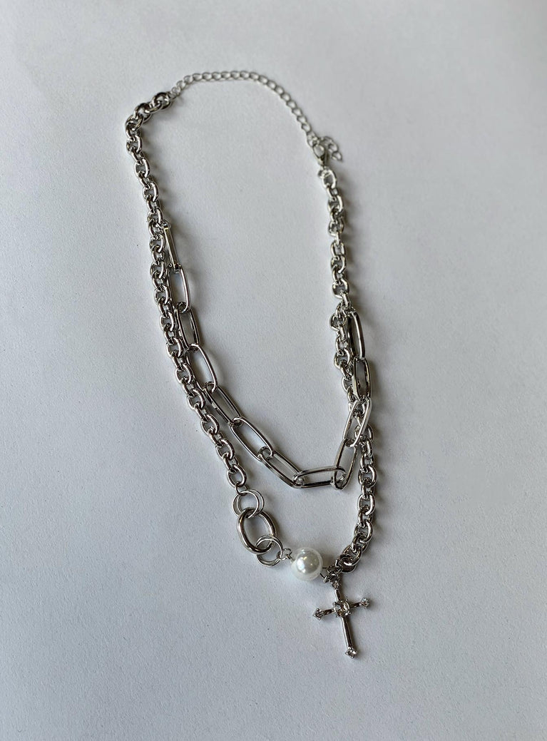 Chapelle Cross Necklace Silver