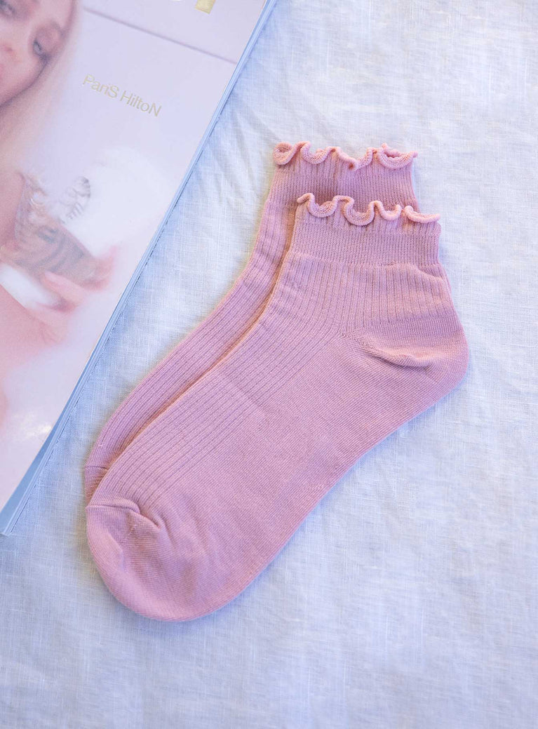Ribbed Ruffle Socks Baby Pink