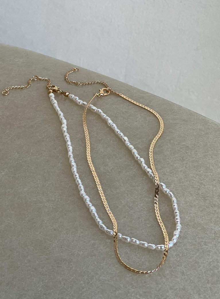 In The Zone Necklace Set Gold / White