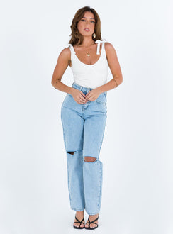 front view of model wearing Princess Polly Clove Tie Up Bodysuit White Petite Sleeveless Scoop Neck 