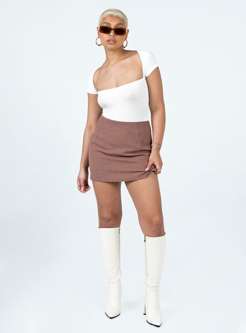 front view of model wearing Princess Polly Langley Bodysuit White Short Sleeves Square Neck 