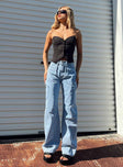 Front view of model wearing  front Princess Polly High Waisted  Oatland Denim Cargo Jean Light Wash Denim